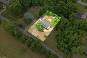 4030 Southview Dr, Greensboro, NC 27407 - Photo 22