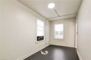 517 Willow St, Mount Airy, NC 27030 - Photo 12