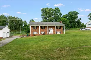 482 Motsinger Rd, Winston-Salem, NC 27107 - Photo 2