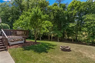 9036 Jefferson Woods Dr, Rural Hall, NC 27045 - Photo 30