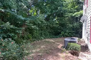 519 Mystic Dr, Greensboro, NC 27406 - Photo 32
