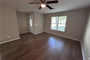 2318 Purdy Ave, High Point, NC 27260 - Photo 6
