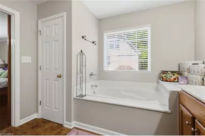 102 Farriers Lane, Jamestown, NC 27282 - Photo 24