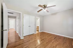 1916 Willow Rd, Greensboro, NC 27406 - Photo 8