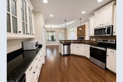 4656 Kellys Trail, Winston-Salem, NC 27101 - Photo 4