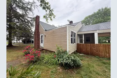 908 W Lee Avenue, Yadkinville, NC 27055 - Photo 20