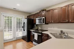 5624 Harbor House Dr, Greensboro, NC 27410 - Photo 8