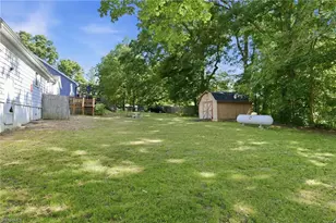 2104 Sheldon Rd, Greensboro, NC 27405 - Photo 40