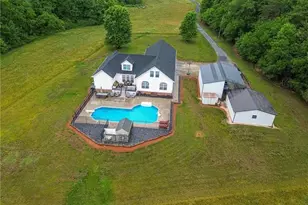 3127 Yorkshire Ln, Boonville, NC 27011 - Photo 2