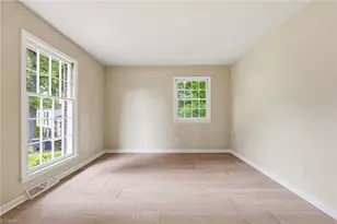 2402 Revolan Ct, Greensboro, NC 27407 - Photo 10