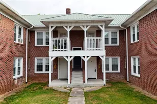 1007 Main St, Mount Airy, NC 27030 - Photo 4