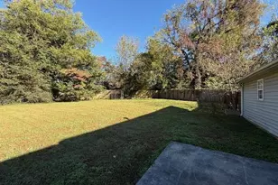2806 Pleasant Garden Rd, Greensboro, NC 27406 - Photo 14