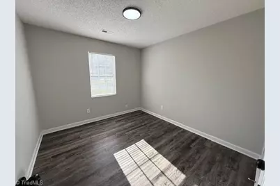 2806 Pleasant Garden Road, Greensboro, NC 27406 - Photo 2