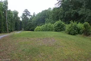 232 Chateau Frst Dr, Clemmons, NC 27012 - Photo 2