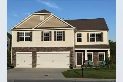 4008 Highland Creek Court, Pfafftown, NC 27040 - Photo 2
