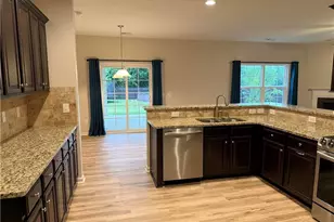 4008 Highland Creek Ct, Pfafftown, NC 27040 - Photo 10