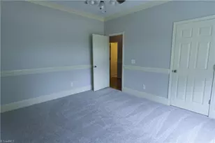2034 Waterford Pointe Rd, Lexington, NC 27292 - Photo 14
