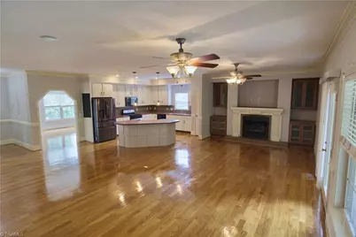 2034 Waterford Pointe Road, Lexington, NC 27292 - Photo 10