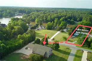 2034 Waterford Pointe Rd, Lexington, NC 27292 - Photo 2