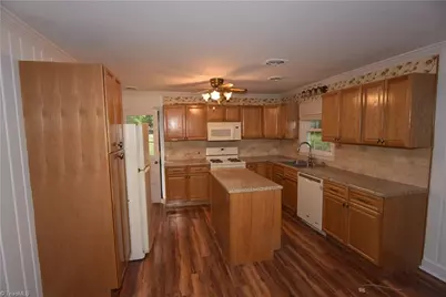 4340 Spenway Place, Winston-Salem, NC 27106 - Photo 10