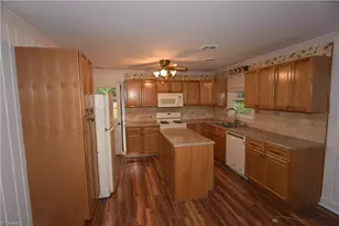 4340 Spenway Pl, Winston-Salem, NC 27106 - Photo 10
