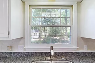 1711 Scarborough Rd, High Point, NC 27265 - Photo 12