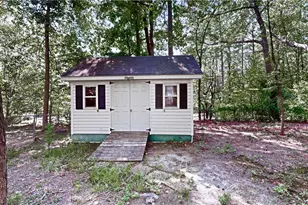 1711 Scarborough Rd, High Point, NC 27265 - Photo 10