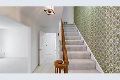 1711 Scarborough Road, High Point, NC 27265 - Photo 16