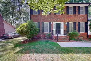 1711 Scarborough Rd, High Point, NC 27265 - Photo 2