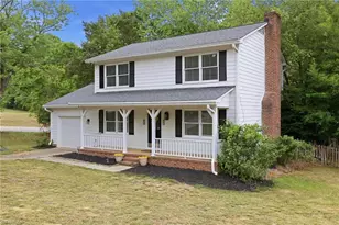 5404 N Oaks Dr, Greensboro, NC 27455 - Photo 2