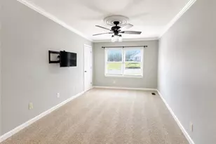5404 N Oaks Dr, Greensboro, NC 27455 - Photo 18