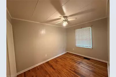 204 Blackstock Street, Eden, NC 27288 - Photo 10