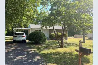 204 Blackstock Street, Eden, NC 27288 - Photo 2