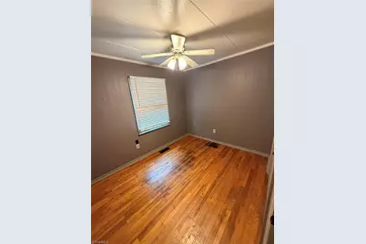 204 Blackstock Street, Eden, NC 27288 - Photo 8