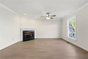 330 W Presnell St, Asheboro, NC 27203 - Photo 6