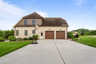 5954 Bostonian Dr, Greensboro, NC 27455 - Photo 2