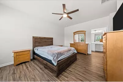 4915 Pioneer Drive, Sanford, NC 27330 - Photo 8