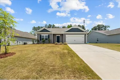 4915 Pioneer Drive, Sanford, NC 27330 - Photo 14