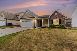 1915 Longburn Dr, Kernersville, NC 27284 - Photo 1