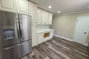 1226 Hoover Ave, High Point, NC 27260 - Photo 6