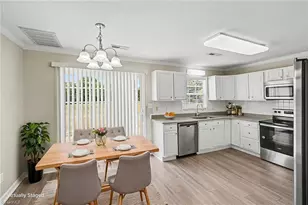 698 Retford Park Ln, Kernersville, NC 27284 - Photo 6