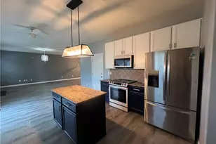 1950 Glenkirk Dr, Burlington, NC 27215 - Photo 10