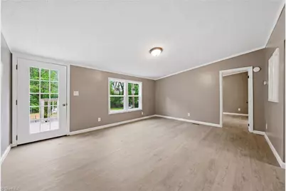 120 Mathis Street, Jonesville, NC 28642 - Photo 4