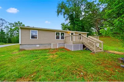 120 Mathis Street, Jonesville, NC 28642 - Photo 1