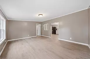 120 Mathis St, Jonesville, NC 28642 - Photo 6
