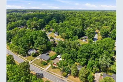 1606 W Cone Boulevard, Greensboro, NC 27408 - Photo 44