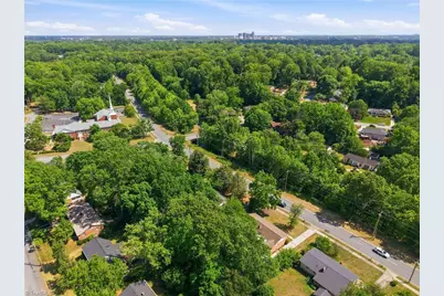 1606 W Cone Boulevard, Greensboro, NC 27408 - Photo 46
