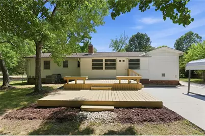 1606 W Cone Boulevard, Greensboro, NC 27408 - Photo 4