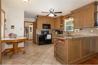 442 Moretz Court, Hickory, NC 28601 - Photo 12