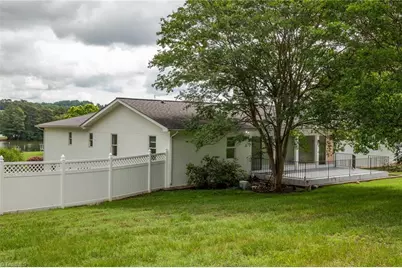442 Moretz Court, Hickory, NC 28601 - Photo 22